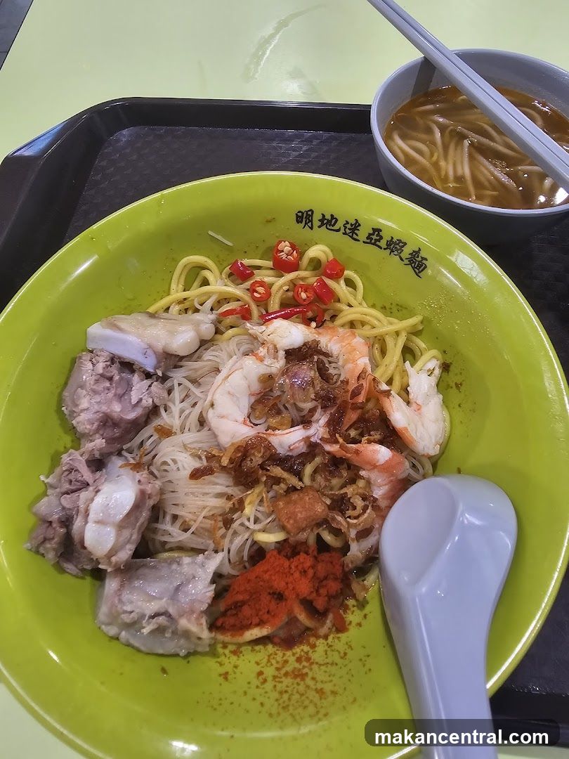 Noodles with Shrimp and Pork Ribs
