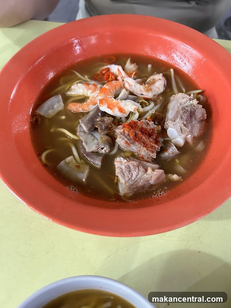 Pork Ribs and Prawn Noodles
