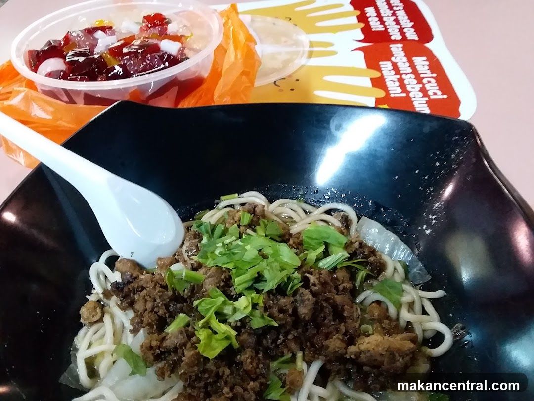 Noodles with Toppings and Dessert