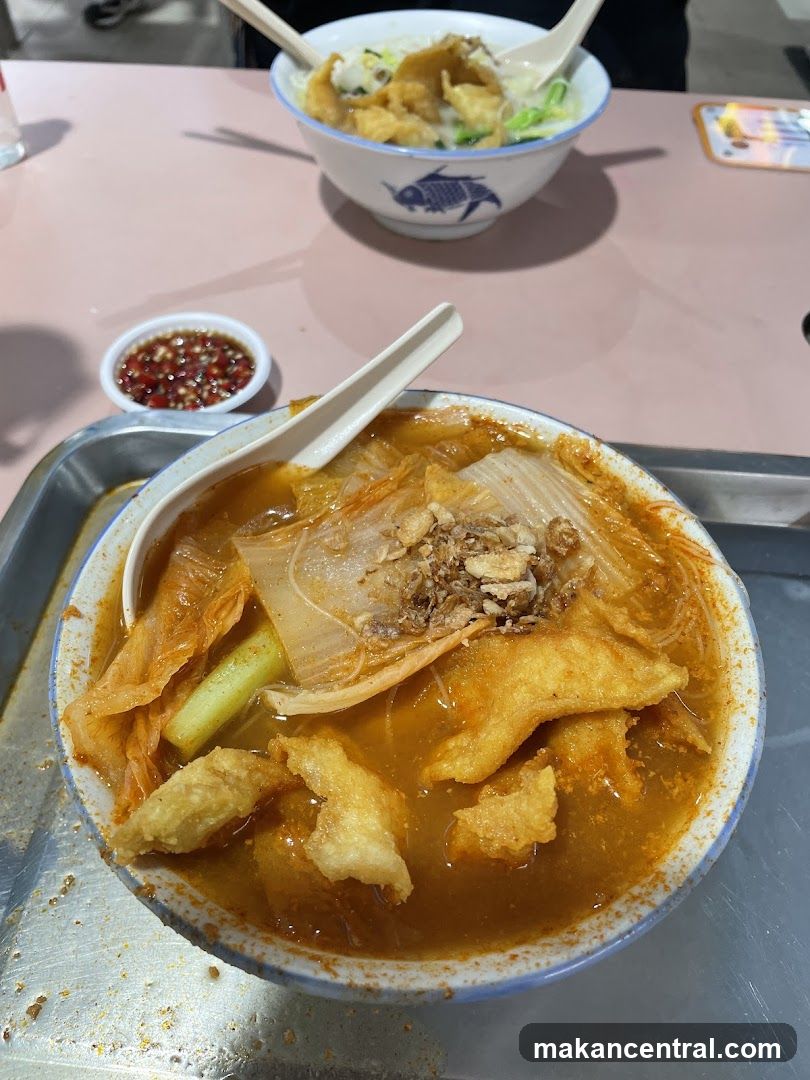 Noodles with Fried Fish and Vegetables