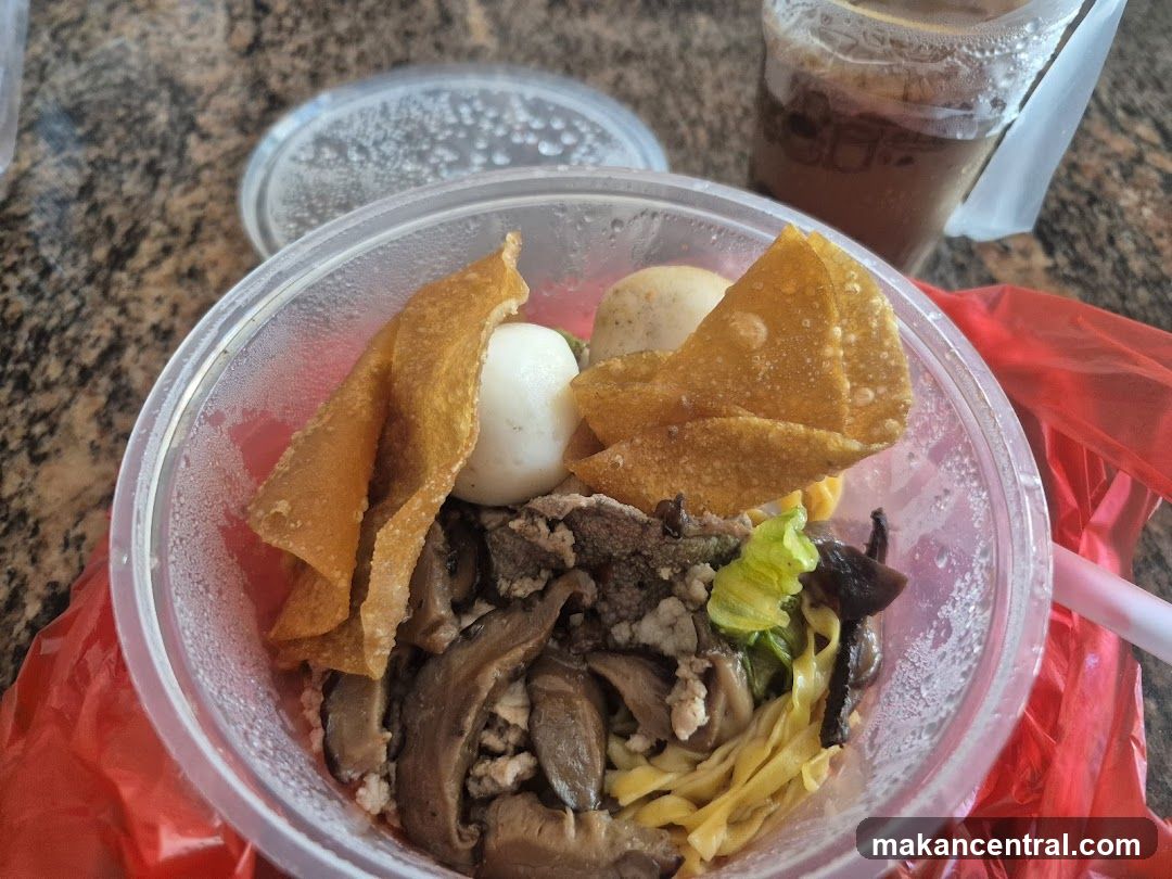 Noodles with Toppings