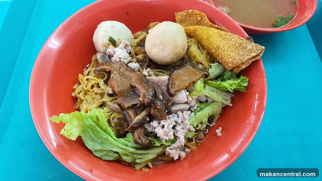 Noodles with Toppings