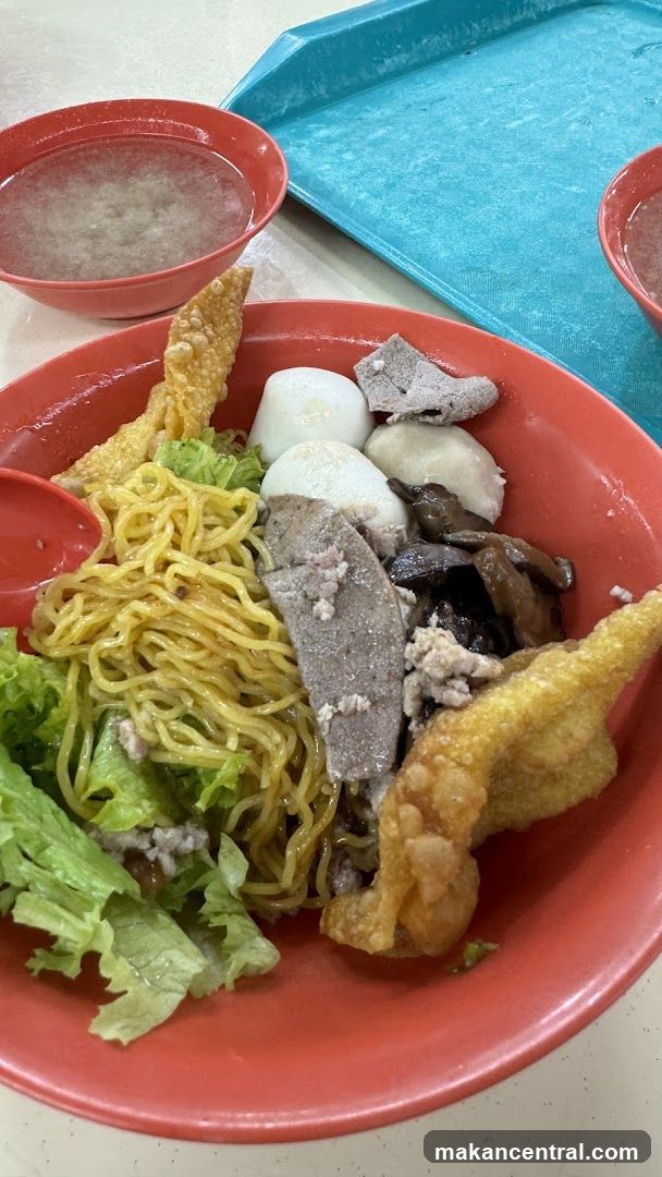 Noodles with Toppings