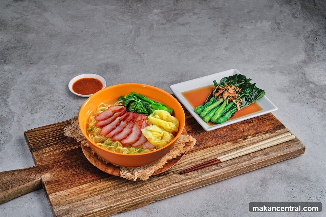 Noodle Dish with Char Siu and Vegetables