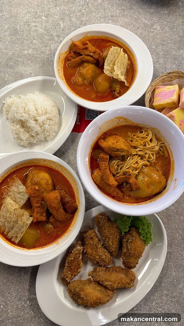 Curry Noodles and Fried Chicken Wings