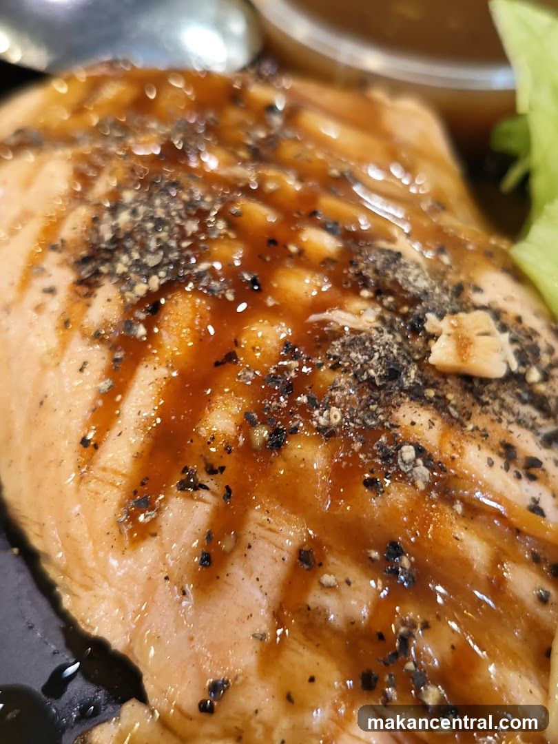 Salmon Fillet with Sauce and Pepper