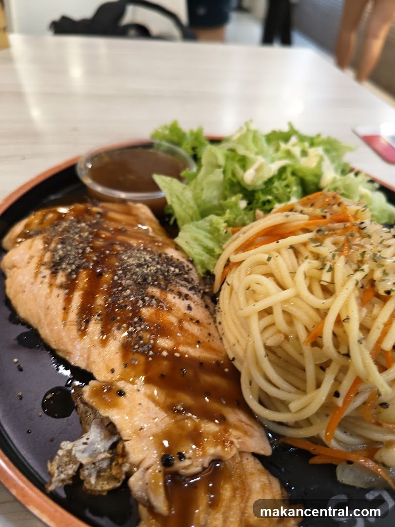 Salmon Steak with Spaghetti and Salad