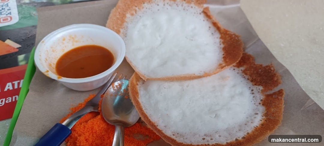 Appam with Curry and Sprinkles