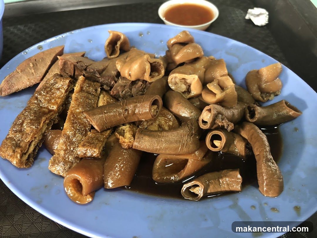 Braised Intestines and Tofu Skin