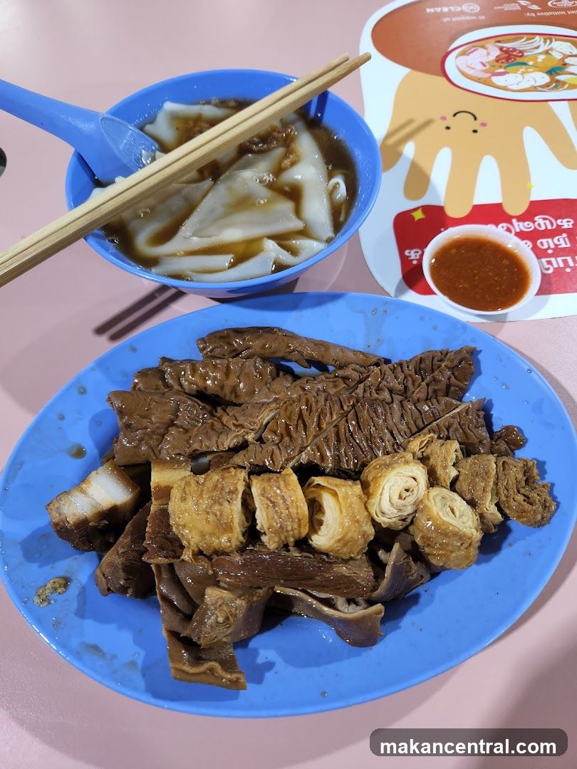 Braised Intestines and Noodles