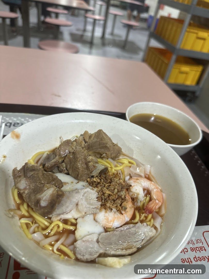 Noodles with Meat and Shrimp