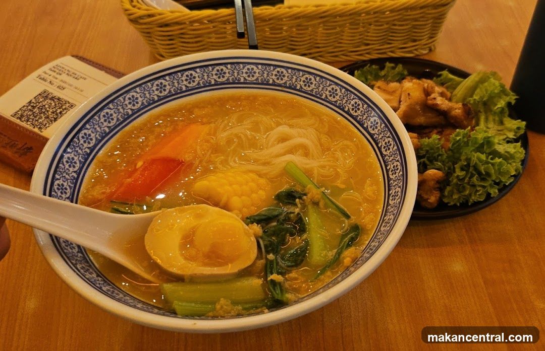 Noodle Soup and Fried Chicken