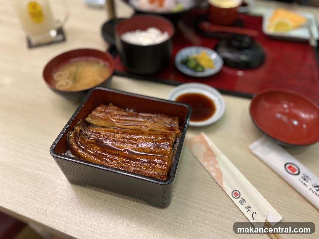 Unagi Donburi Meal