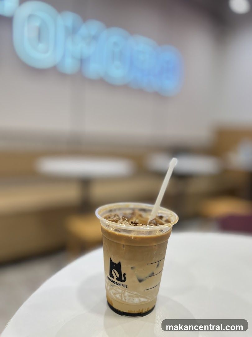 TOMORO COFFEE