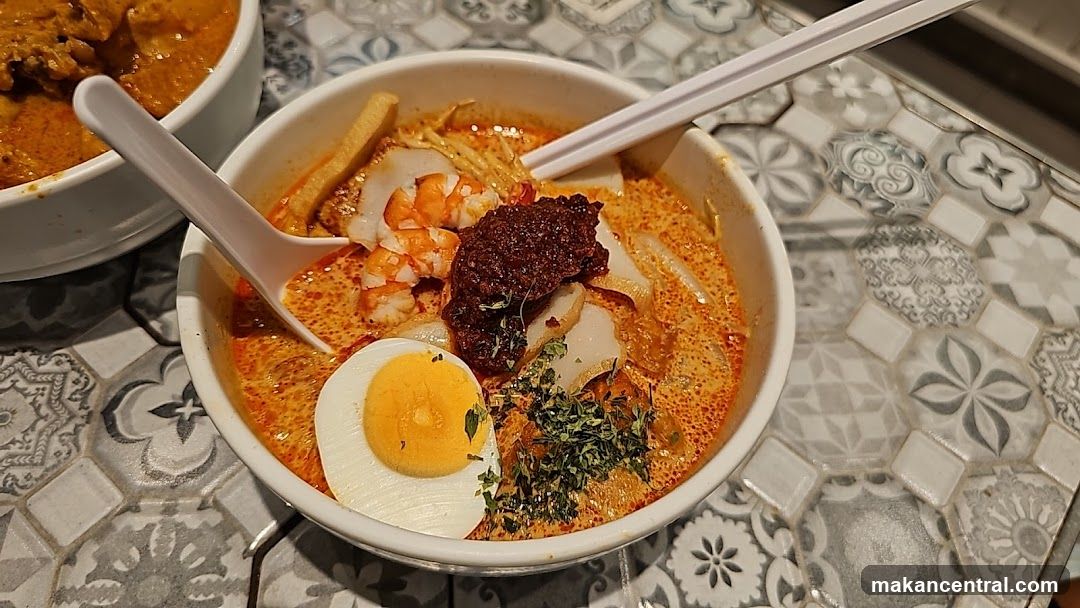 Laksa with Egg and Shrimp