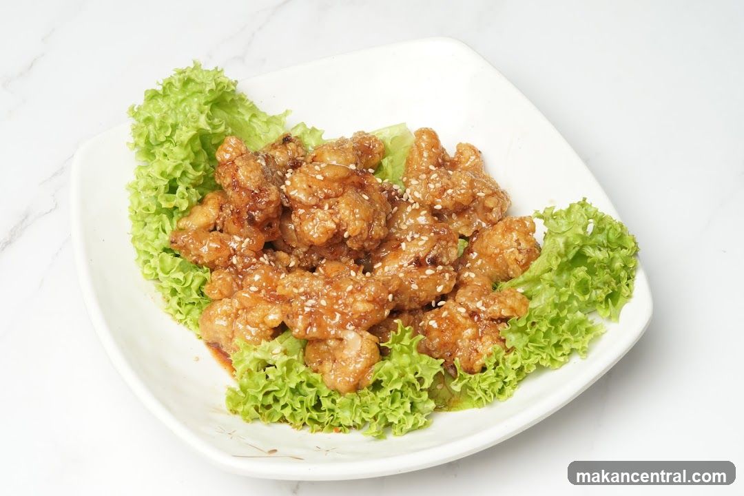 Crispy Chicken Bites with Sesame Seeds
