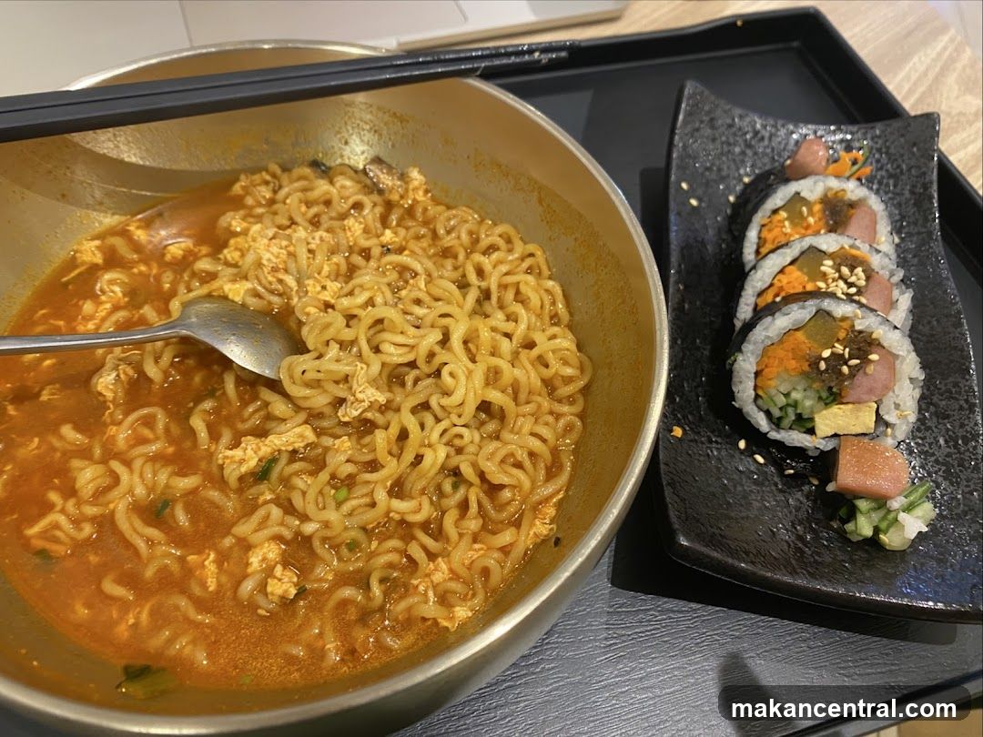 Ramen and Kimbap