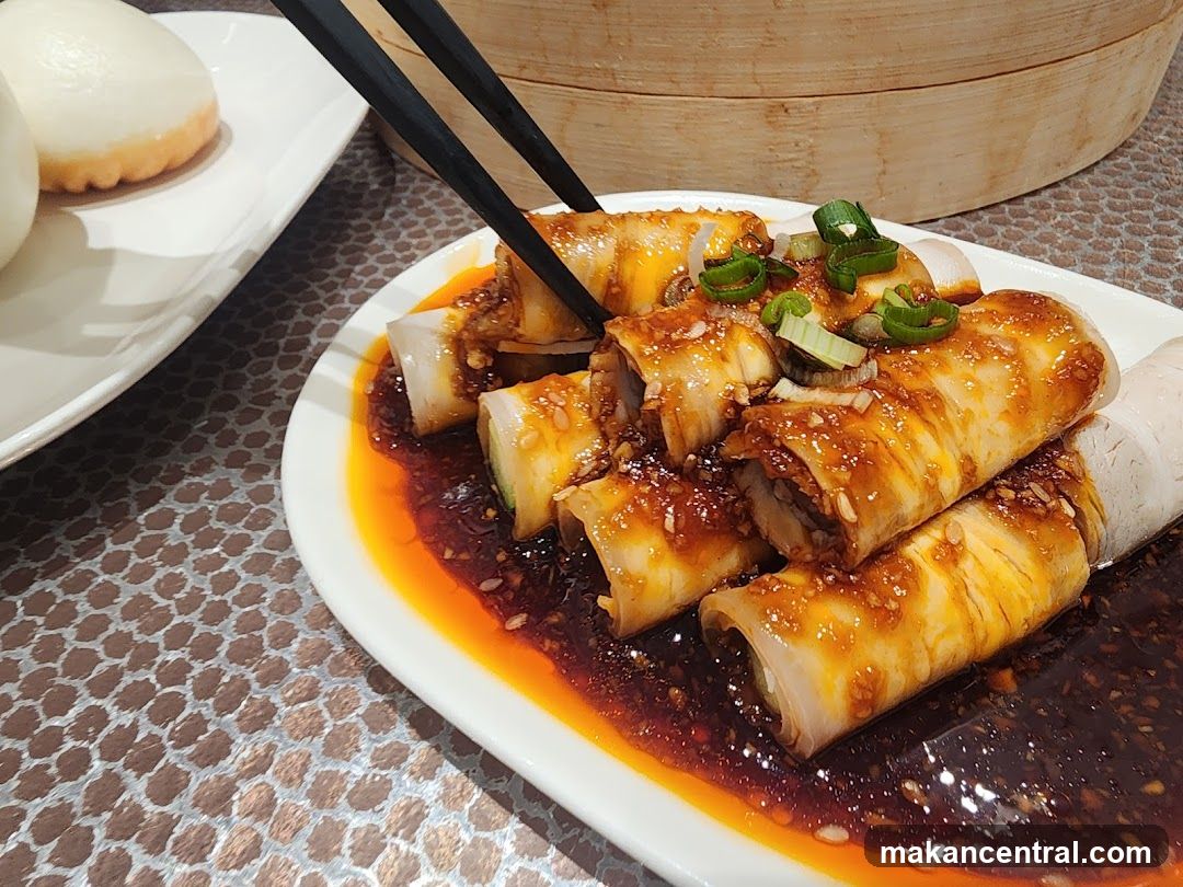 Spicy Rolls with Scallions