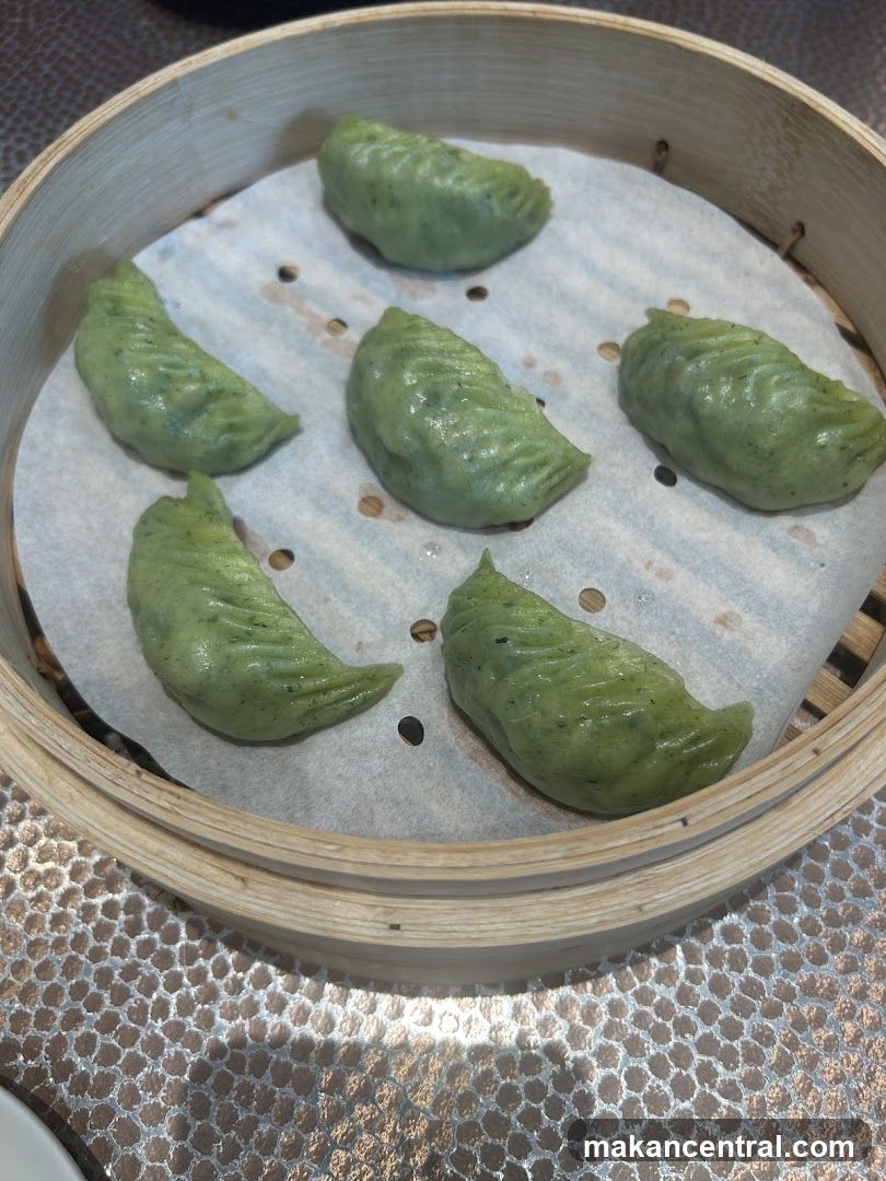 Steamed Green Dumplings