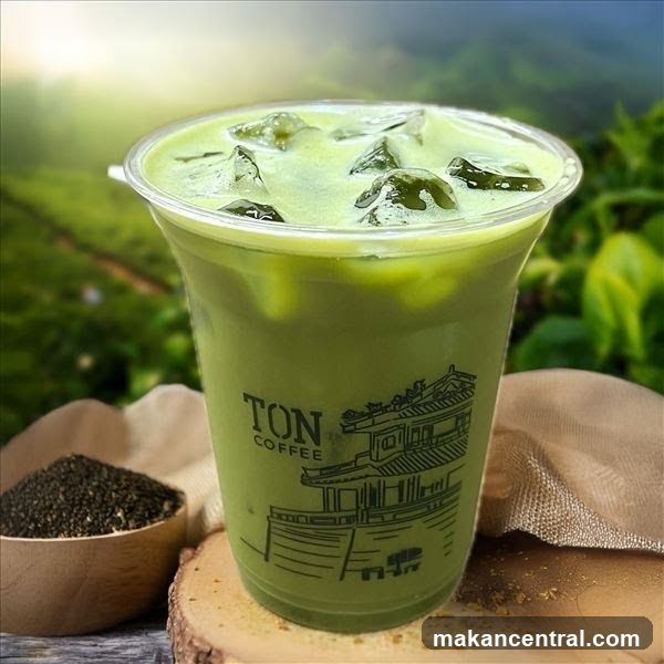 Iced Matcha Latte