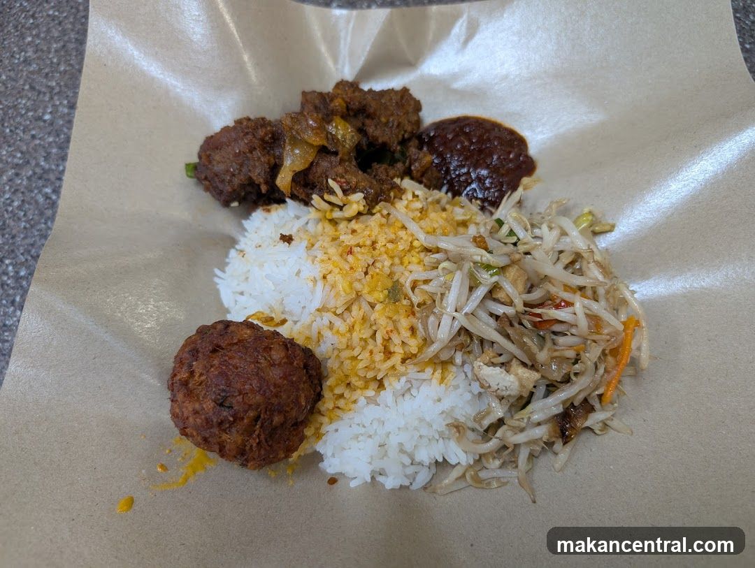 Rice plate with meat and vegetables