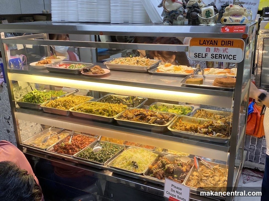 Self-Service Food Display