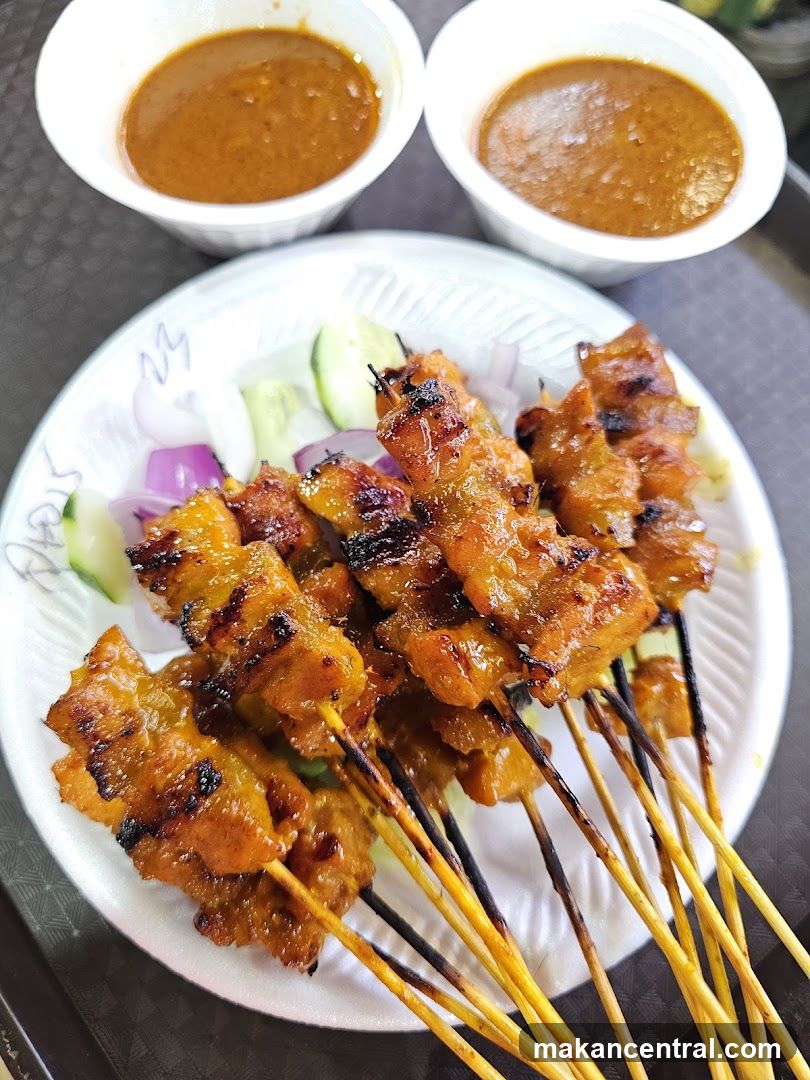 Chicken Satay with Peanut Sauce