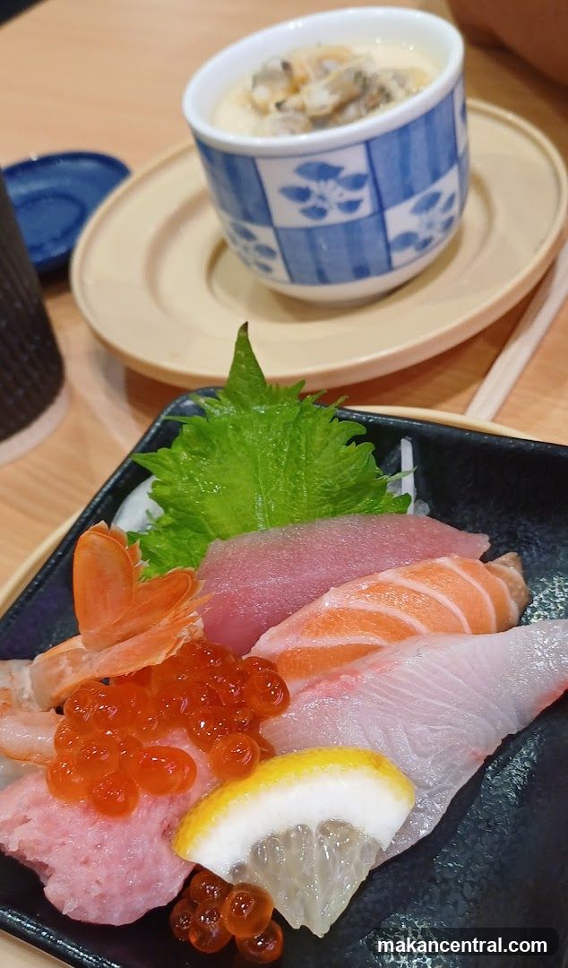 Sashimi Platter and Chawanmushi