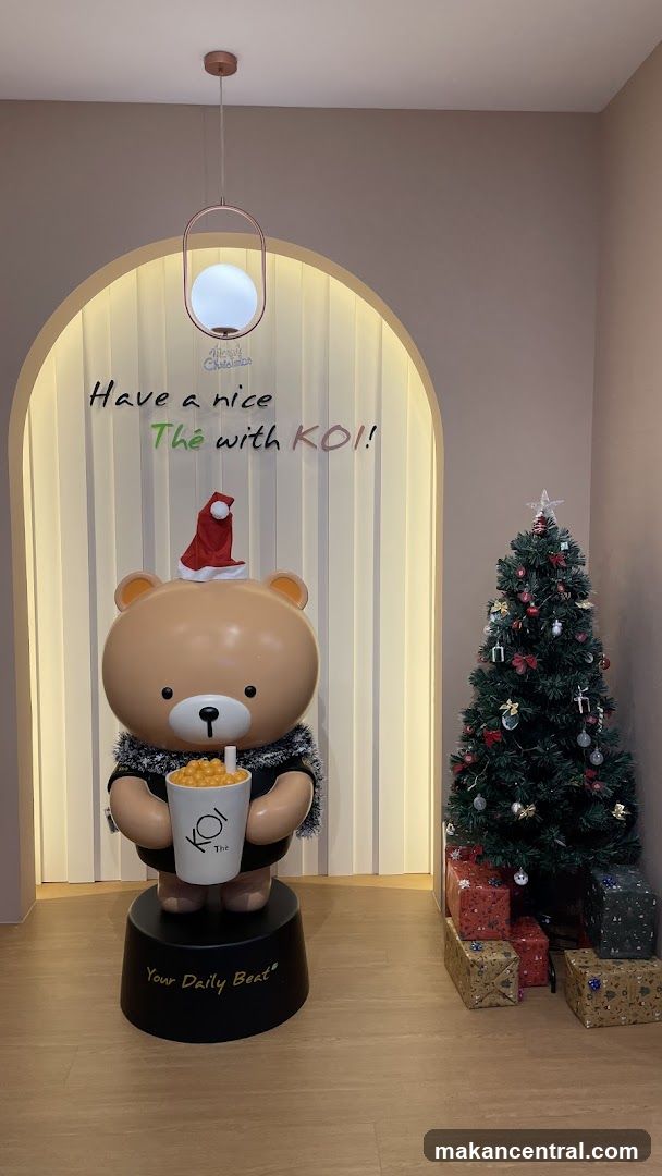 Christmas Decoration with Bear Mascot