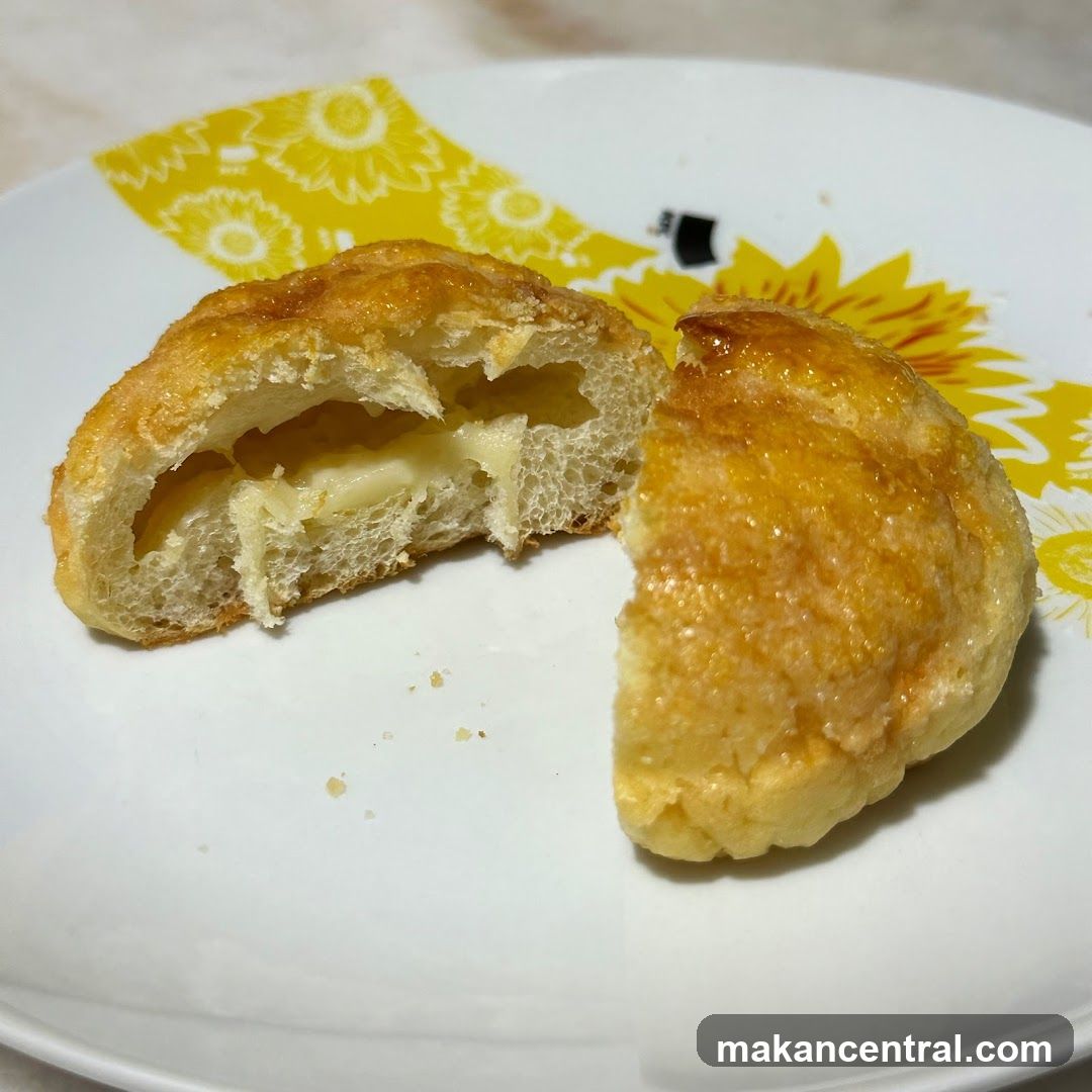 Cream-filled pastry