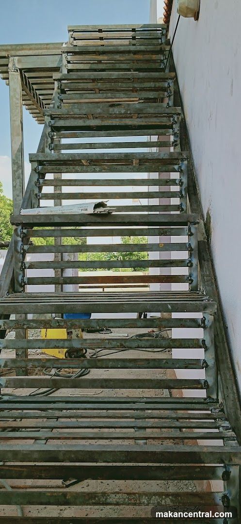 Outdoor Metal Staircase Construction