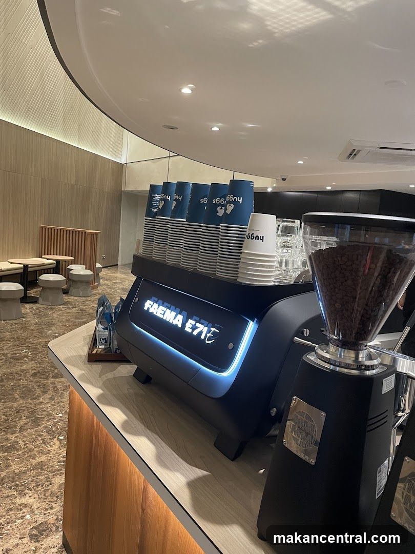 Coffee Machine and Cups