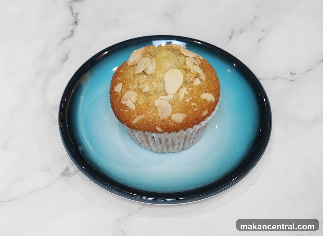 Almond Muffin