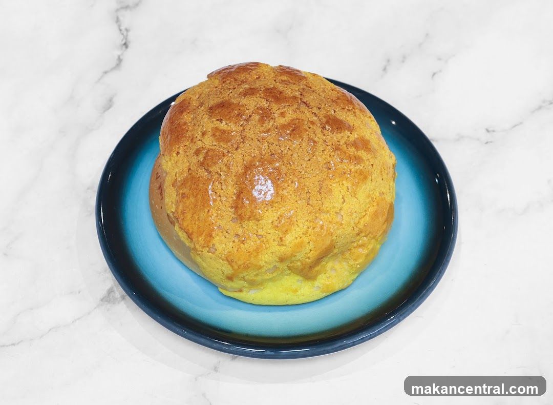 Pineapple Bun