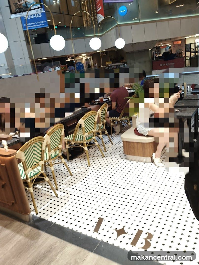 Indoor seating area with patterned floor