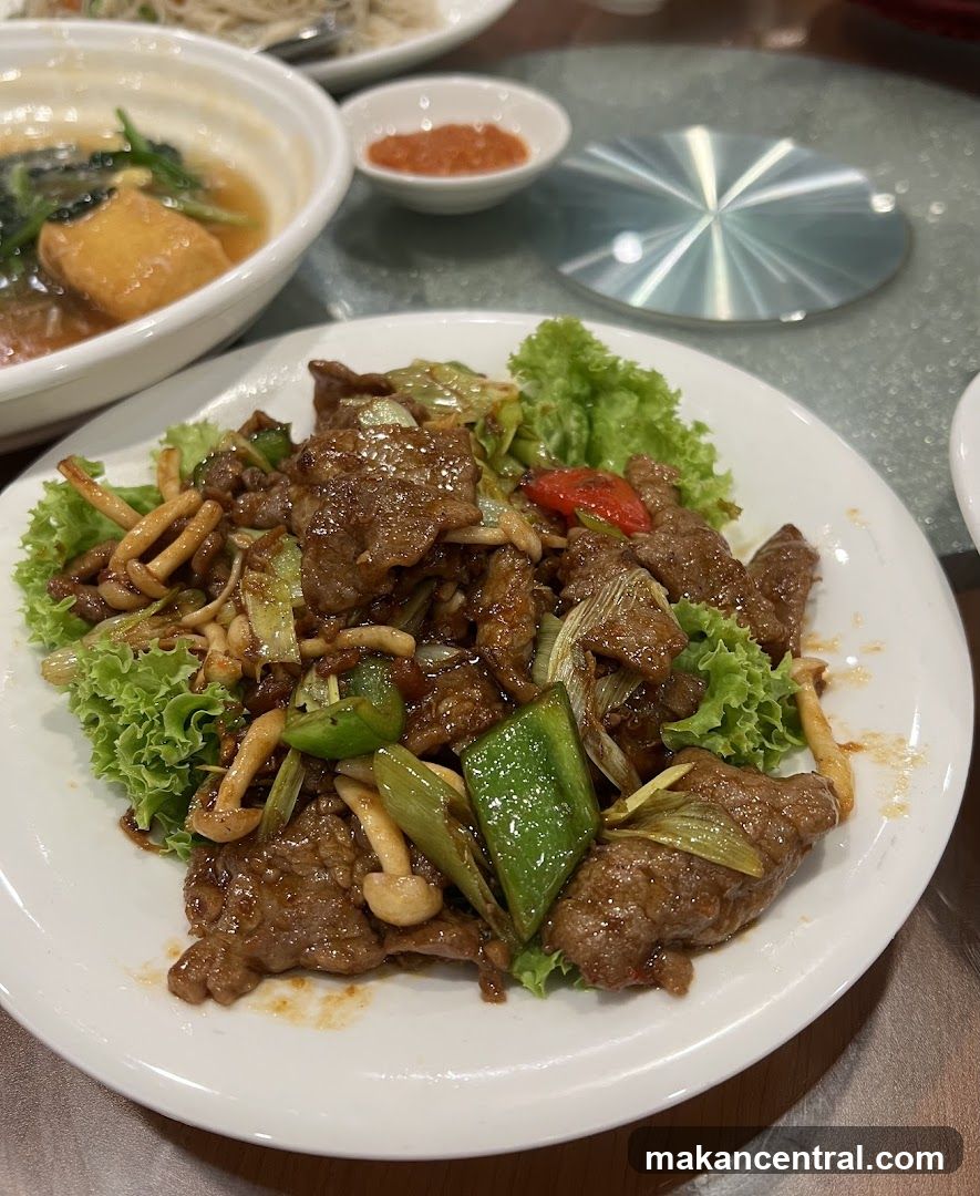 Beef Stir-fry with Mushrooms and Peppers