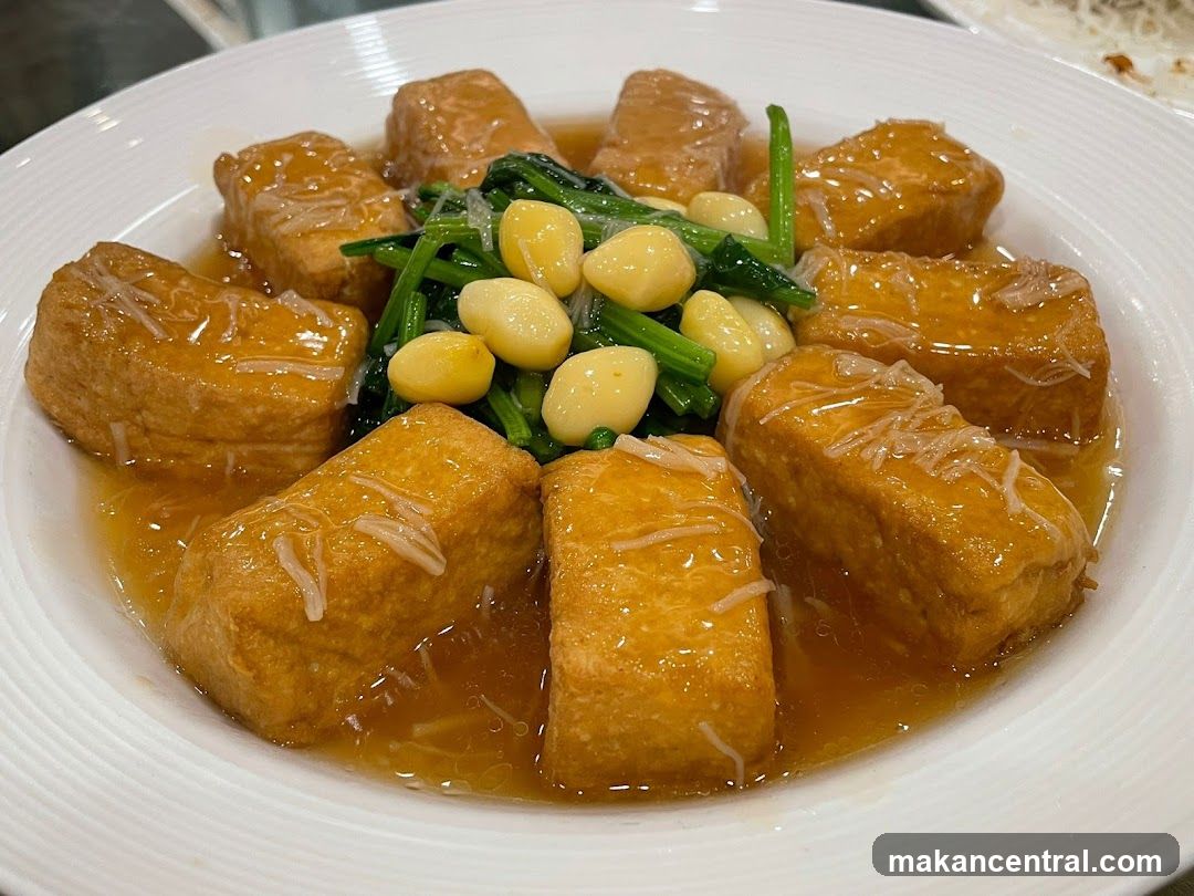 Fried Tofu with Ginkgo Nuts and Greens