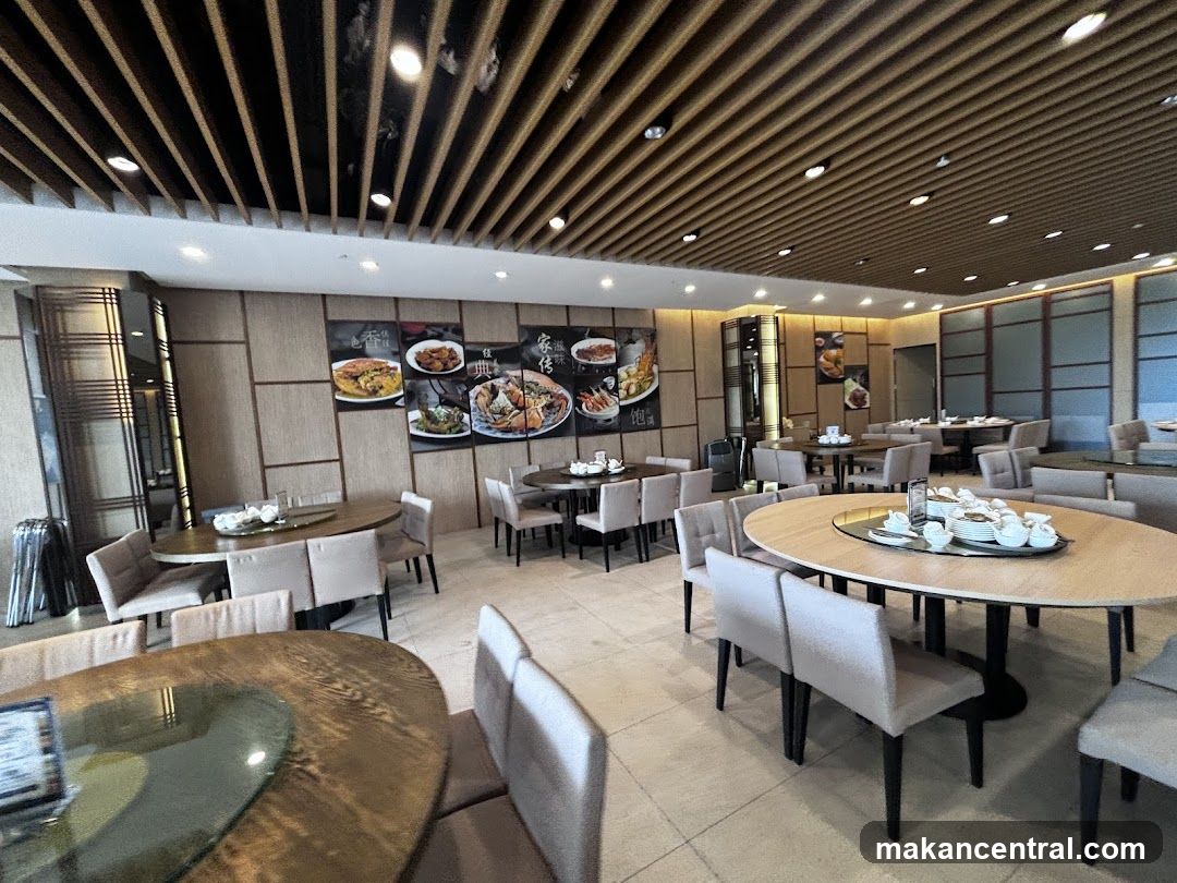 Restaurant Dining Area