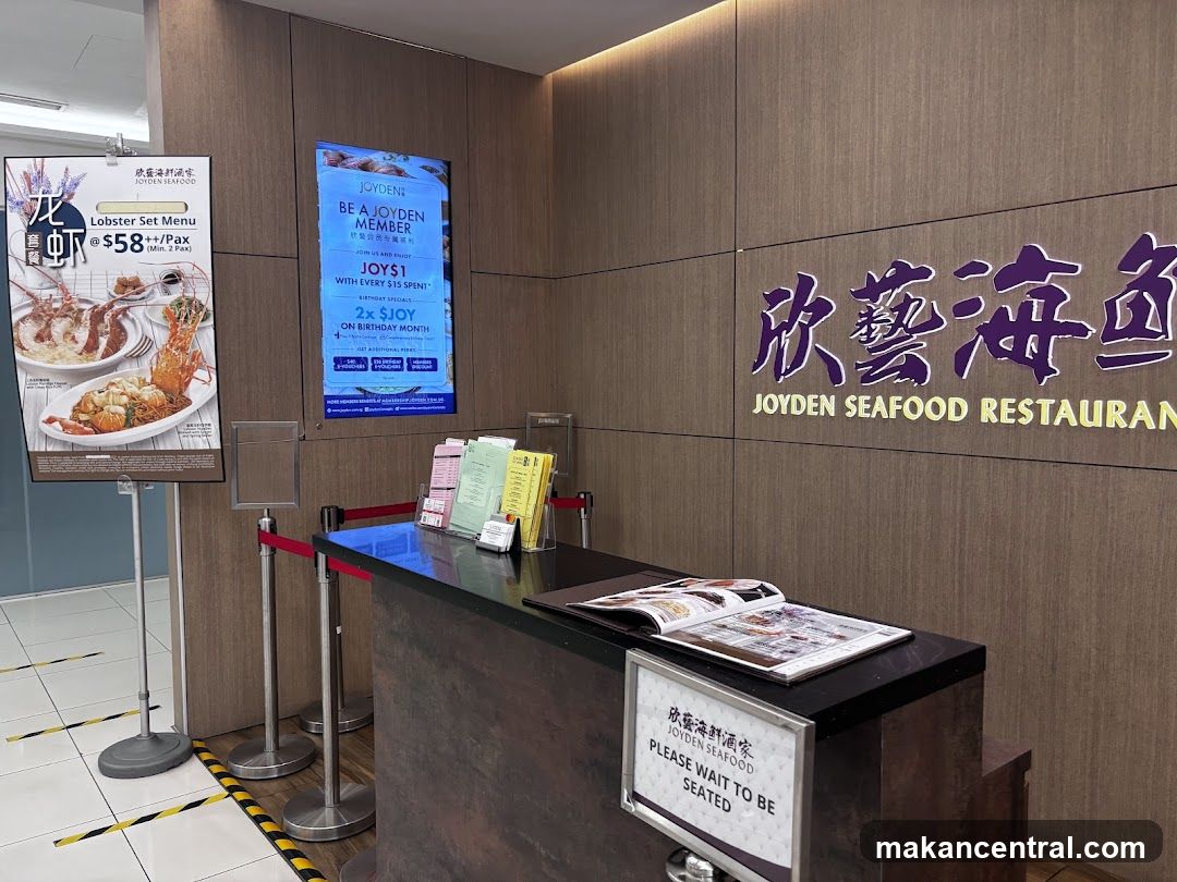 Joyden Seafood Restaurant Entrance