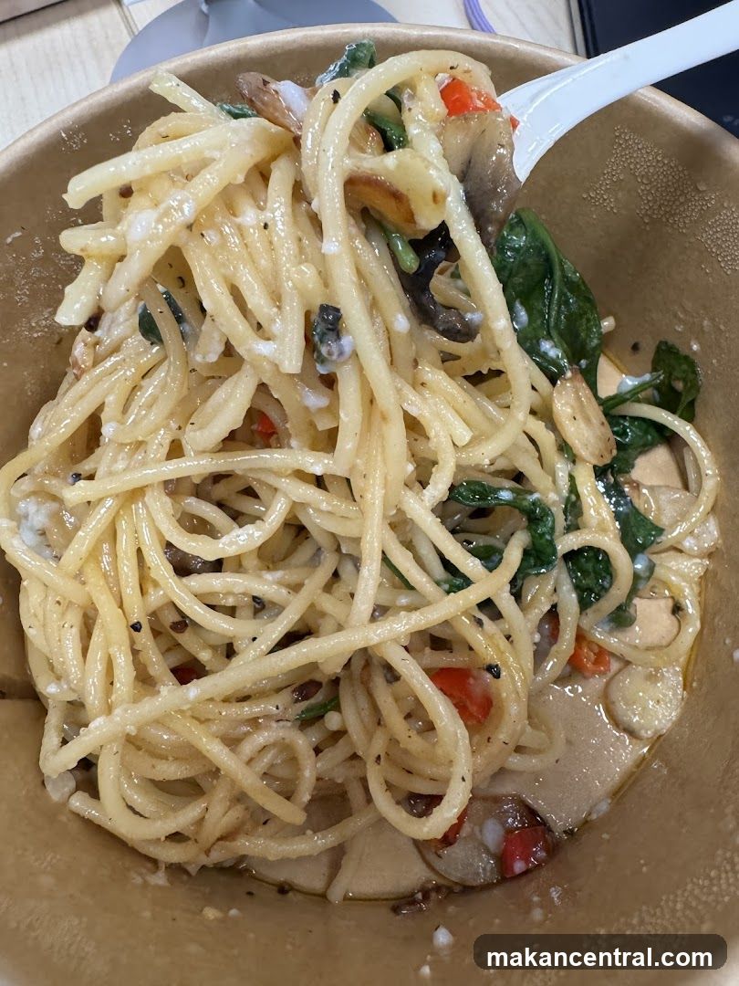 Spaghetti with Mushrooms and Spinach