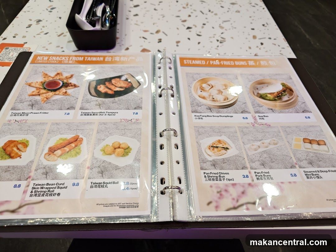 New Snacks From Taiwan / Steamed/Pan-Fried Buns