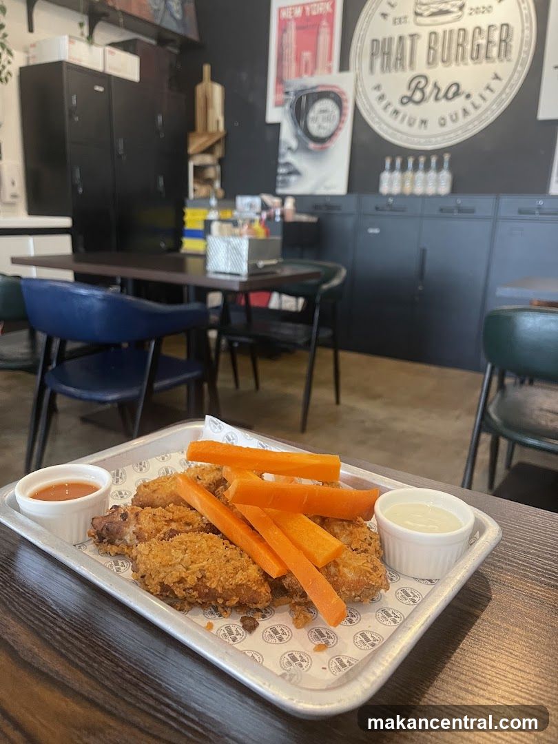 Fried Chicken Wings with Carrots and Dip