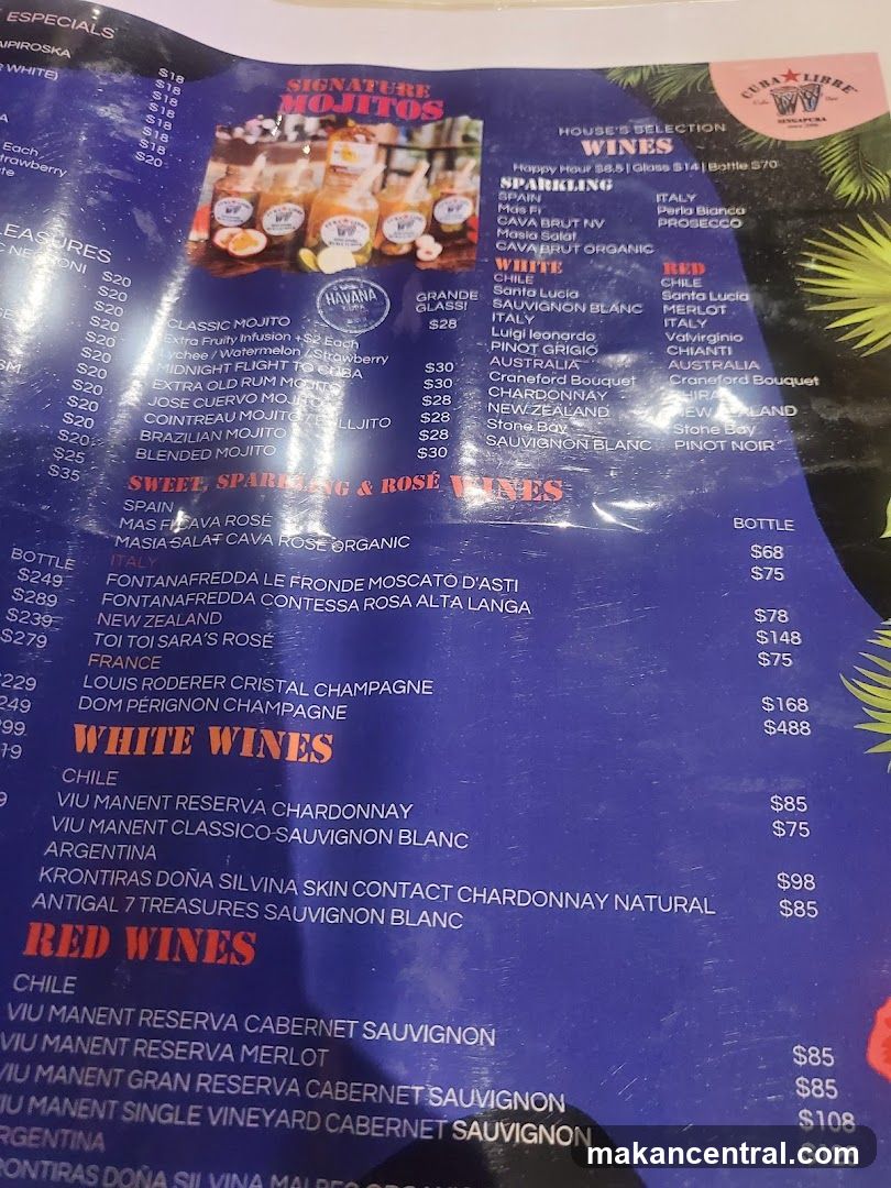 SIGNATURE MOJITOS & WINES