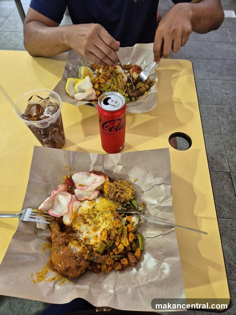 Two meals with Coca-Cola