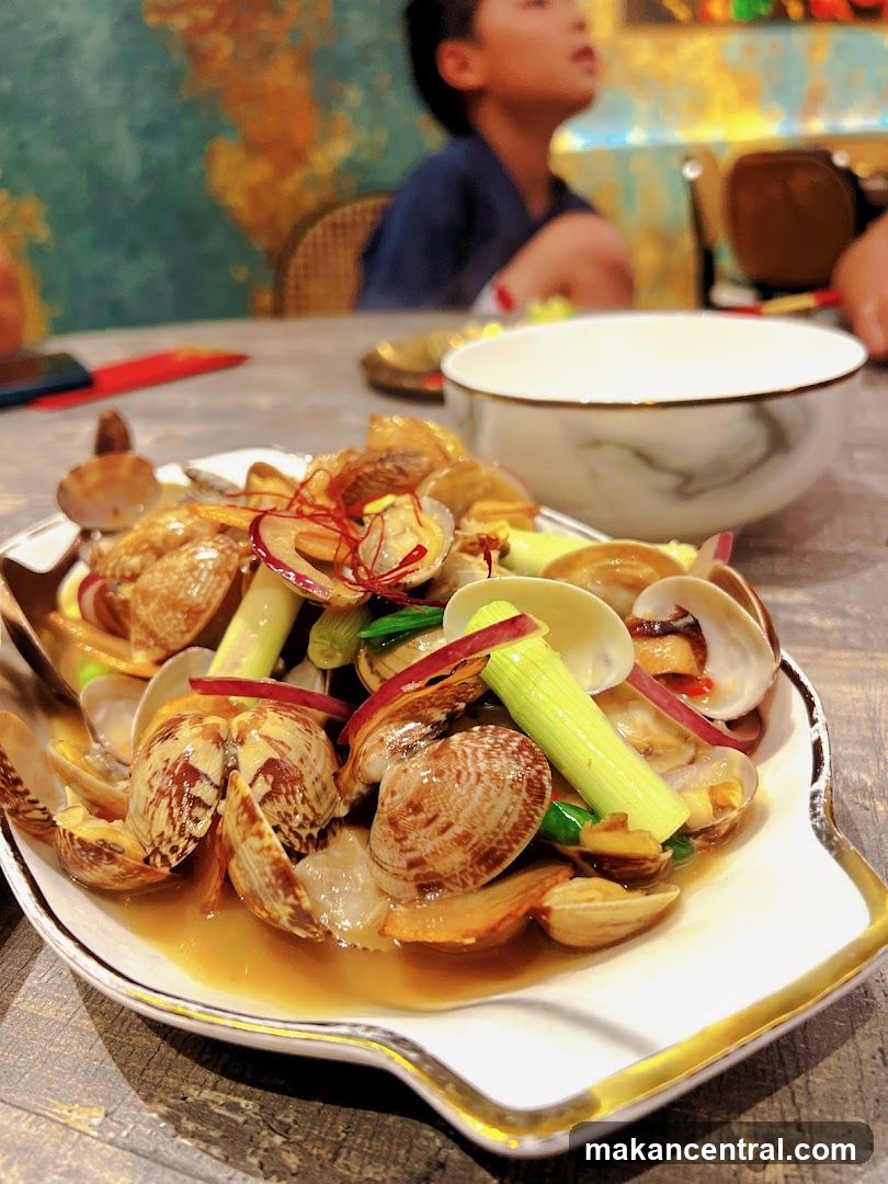 Clams with Scallions and Red Pepper Flakes