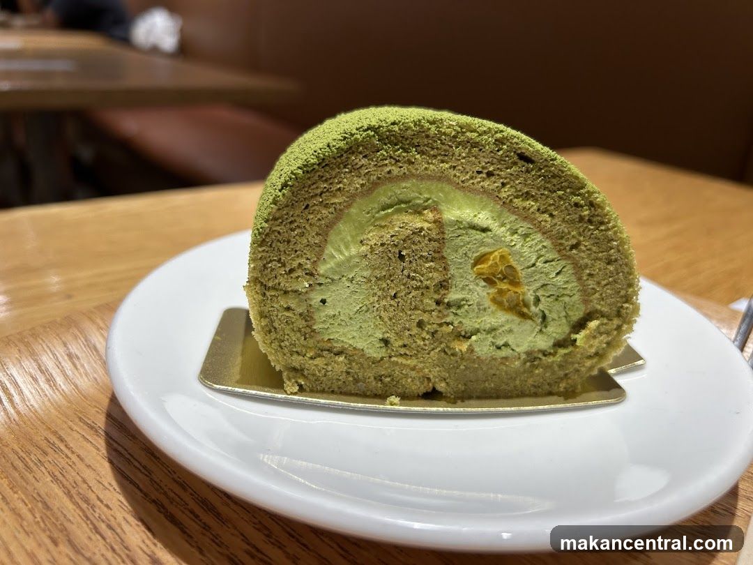 Matcha Swiss Roll