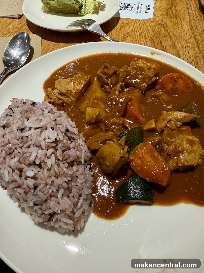 Chicken Curry with Rice and Green Tea Cake