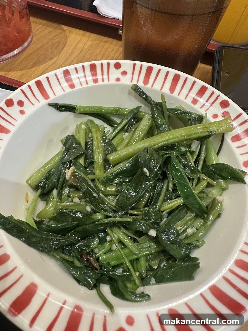 Stir-fried Water Spinach with Garlic