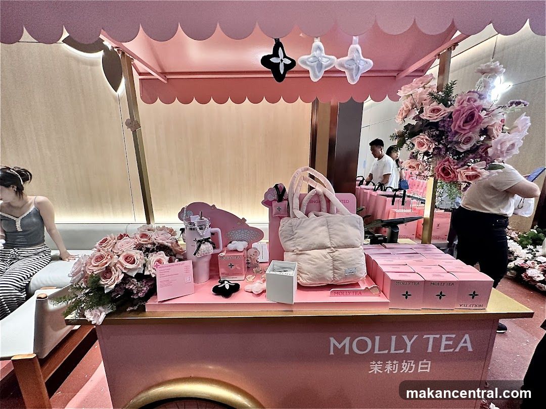 Molly Tea Pop-Up Display