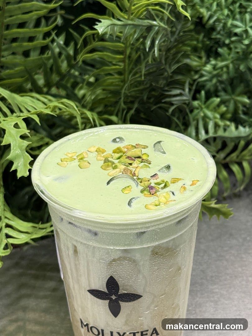 Pistachio Matcha Drink